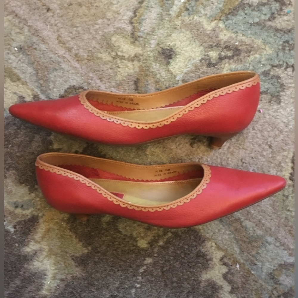 EUC Woman Pumps